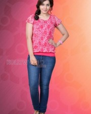 Raashii Khanna 18 Actress Rashi Khanna In Joru Movie Pictures