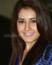 Raashii Khanna 36 Actress Rashi Khanna New Pics