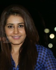 Raashii Khanna 32 Actress Rashi Khanna New Pics
