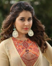 Raashii Khanna 7 Actress Rashi Khanna New Pictures