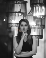 Raashii Khanna 21 Actress Rashi Khanna Sexy Photoshoot Pictures