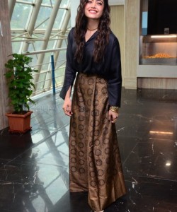 Actress Rashmika Mandanna at Sita Ramam Trailer Launch Event Pictures 14