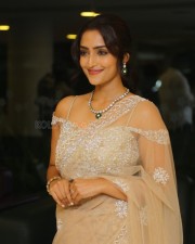 Actress Reba Monica John at Samajavaragamana Success Meet Photos 36 Actress Reba Monica John at Samajavaragamana Success Meet Photos 36