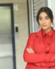 Actress Regina Cassandra At Evaru Movie Interview Photos