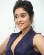 Actress Regina Cassandra At Evaru Movie Pre Release Event Photos