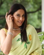 Actress Regina Cassandra Utsavam Movie Interview Photos 16 Actress Regina Cassandra Utsavam Movie Interview Photos 16