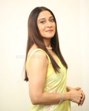 Actress Regina Cassandra Utsavam Movie Interview Photos 49