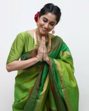 Actress Regina Green Saree Photos