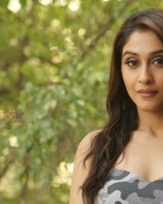 Actress Regina Sexy New Pictures