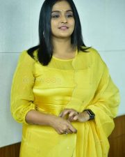Actress Remya Nambeesan at Dayaa Movie Interview Photos 23