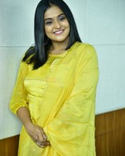 Actress Remya Nambeesan at Dayaa Movie Interview Photos 27