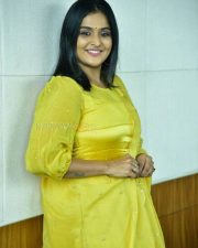 Actress Remya Nambeesan at Dayaa Movie Interview Photos 29