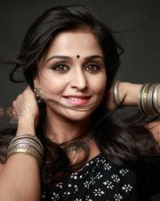 Remya Nambeesan 12 Actress Remya Nambessan Photoshoot Stills