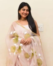 Actress Sai Pallavi at Shyam Singha Roy Pre Release Event Pictures 08 Actress Sai Pallavi at Shyam Singha Roy Pre Release Event Pictures 08