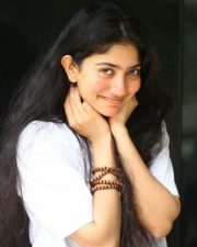 Actress Sai Pallavi at Virata Parvam Movie Interview Pictures 07 Actress Sai Pallavi at Virata Parvam Movie Interview Pictures 07