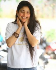Actress Sai Pallavi at Virata Parvam Movie Interview Pictures 09 Actress Sai Pallavi at Virata Parvam Movie Interview Pictures 09
