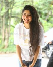 Actress Sai Pallavi at Virata Parvam Movie Interview Pictures 20