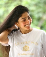 Actress Sai Pallavi at Virata Parvam Movie Interview Pictures 21