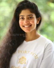 Actress Sai Pallavi at Virata Parvam Movie Interview Pictures 22