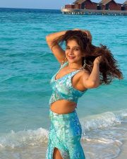 Actress Sakshi Agarwal Maldives Holiday Photos 02