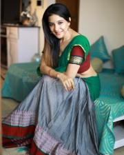 Actress Sakshi Agarwal New Photo Shoot Pictures