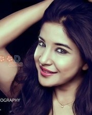 Actress Sakshi Sexy Photos