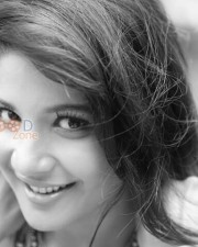 Actress Sakshi Sexy Photos