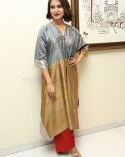 Actress Samantha At Nadigaiyar Thilagam Event Photos