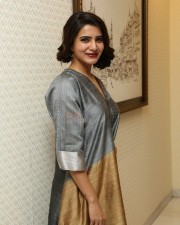 Actress Samantha At Nadigaiyar Thilagam Event Photos