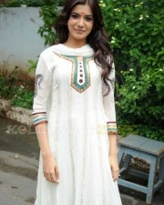 Actress Samantha Beautiful Pics