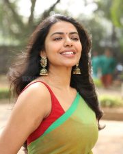 Actress Shivani Rajasekhar at Kota Bommali Movie Thanks Meet Photos 01