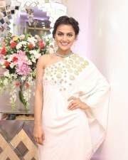 Shraddha Srinath 43 Actress Shraddha Srinath At Skin Lab Launch Photos