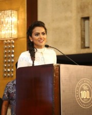 Shraddha Srinath 35 Actress Shraddha Srinath At Vikram Vedha Days Celebration Function Photos