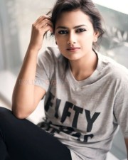 Shraddha Srinath 16 Actress Shraddha Srinath Photoshoot Pictures