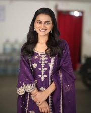 Actress Shraddha Srinath at Daaku Maharaaj Interview Pictures 24 Actress Shraddha Srinath at Daaku Maharaaj Interview Pictures 24