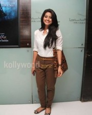 Actress Sneha At Ra One Premiere Show Photos