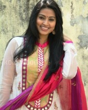 Actress Sneha Latest Pictures