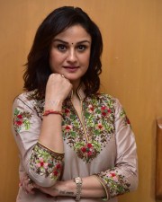 Actress Sonia Agarwal at 7G Rainbow Colony Re Release Press Meet Photos 07