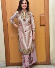 Actress Sonia Agarwal at 7G Rainbow Colony Re Release Press Meet Photos 19