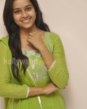 Actress Sri Divya Images