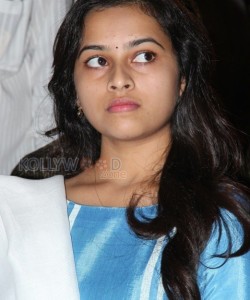 Actress Sri Divya Latest Pictures