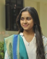 Actress Sri Divya New Pictures
