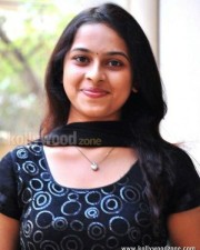 Actress Sri Divya Pictures