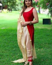 Actress Srushti Dange At Kattil Movie Pooja Stills