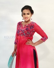 Shraddha Srinath 8 Actress Sshraddha Srinath Photos