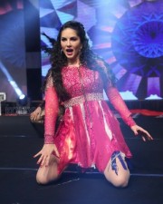 Actress Sunny Leone Dance Pics