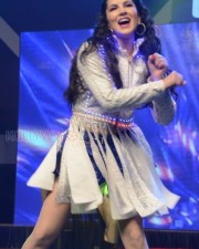 Actress Sunny Leone Dance Pics
