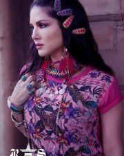 Actress Sunny Leone New Photos