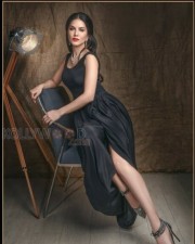 Actress Sunny Leone Spicy Photos