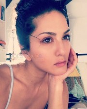 Actress Sunny Leone Unseen Photos